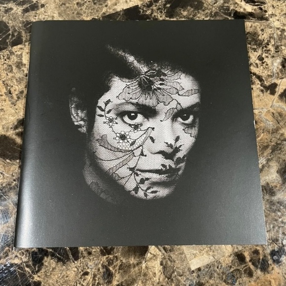 Michael Jackson BAD: 25th Anniversary Deluxe Edition - Picture 5 of 12